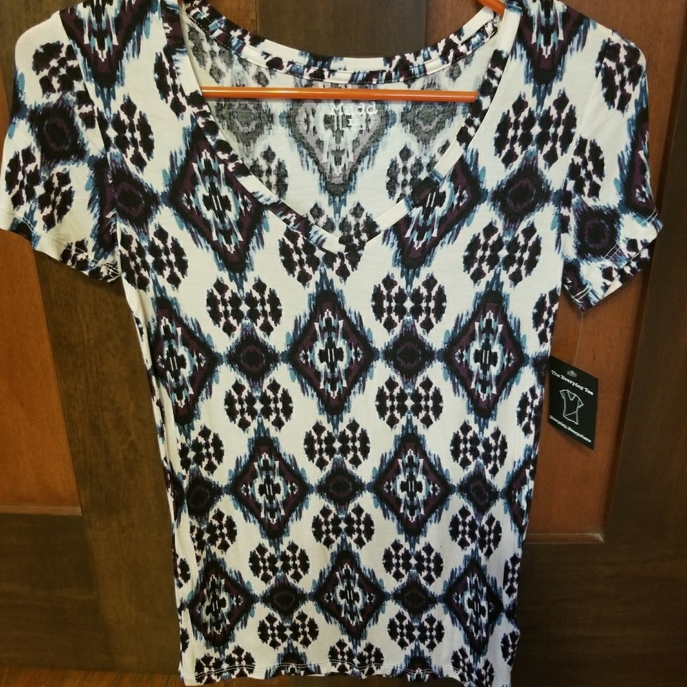 NWT Mudd Everyday Tee